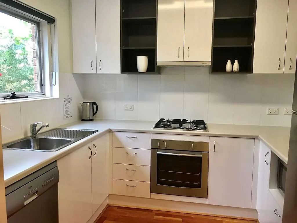 Adelaide Dress Circle Apartments - Archer Street 0*,