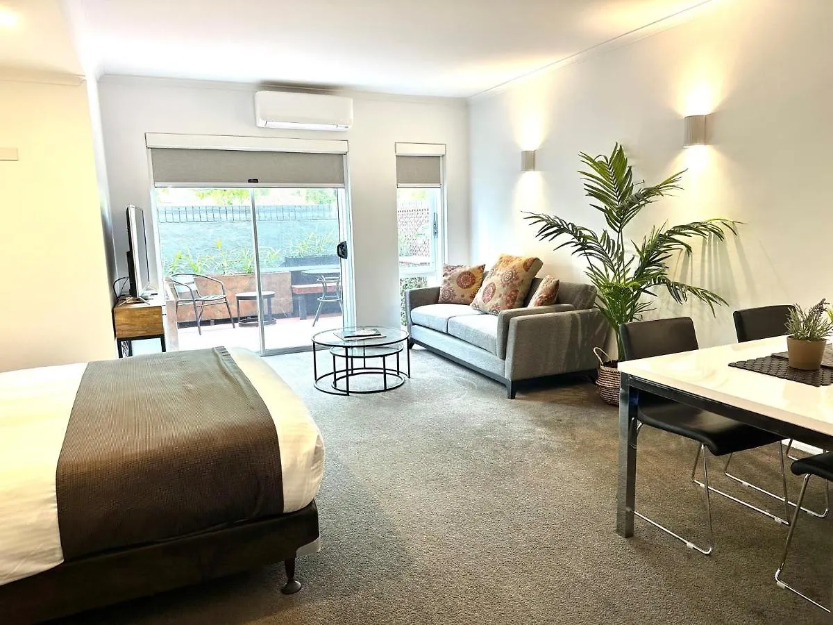 Adelaide Dress Circle Apartments - Archer Street