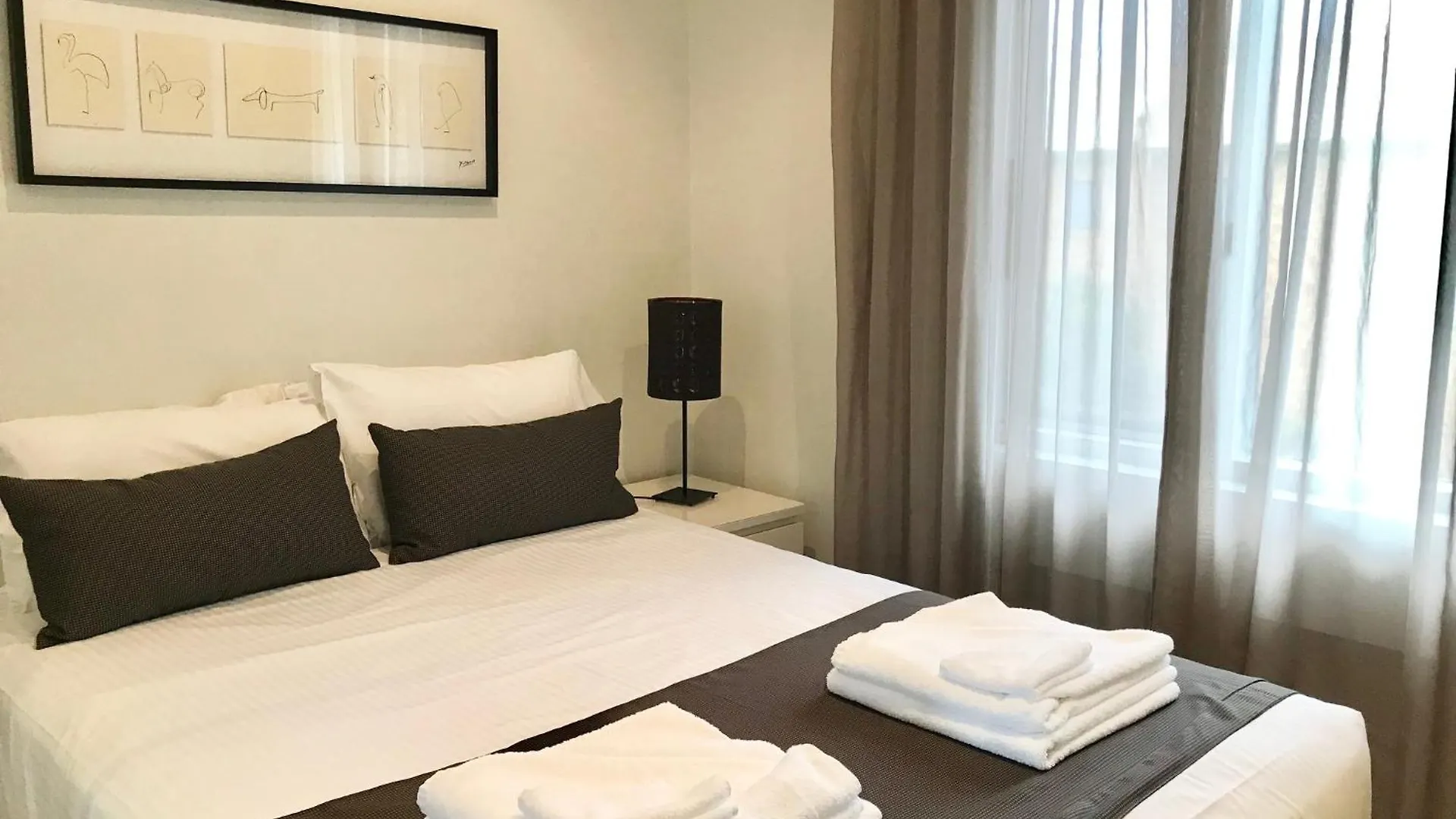 Adelaide Dress Circle Apartments - Archer Street