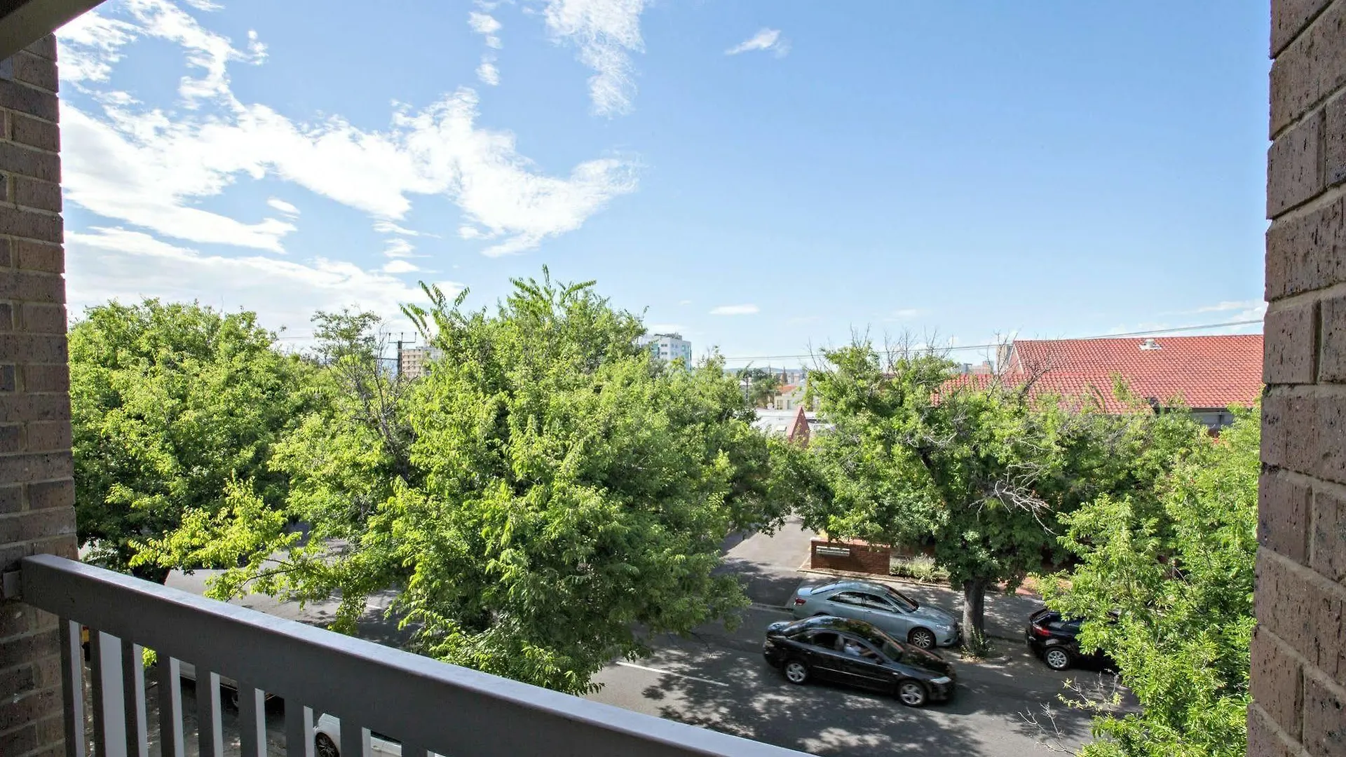 Adelaide Dress Circle Apartments - Archer Street